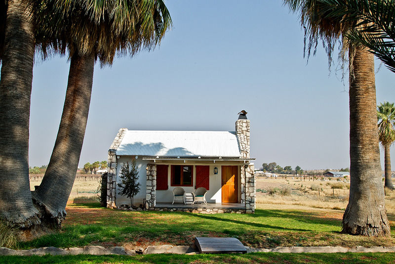 Kalahari Farmhouse, Namibia 호텔 마리엔탈 외부 사진