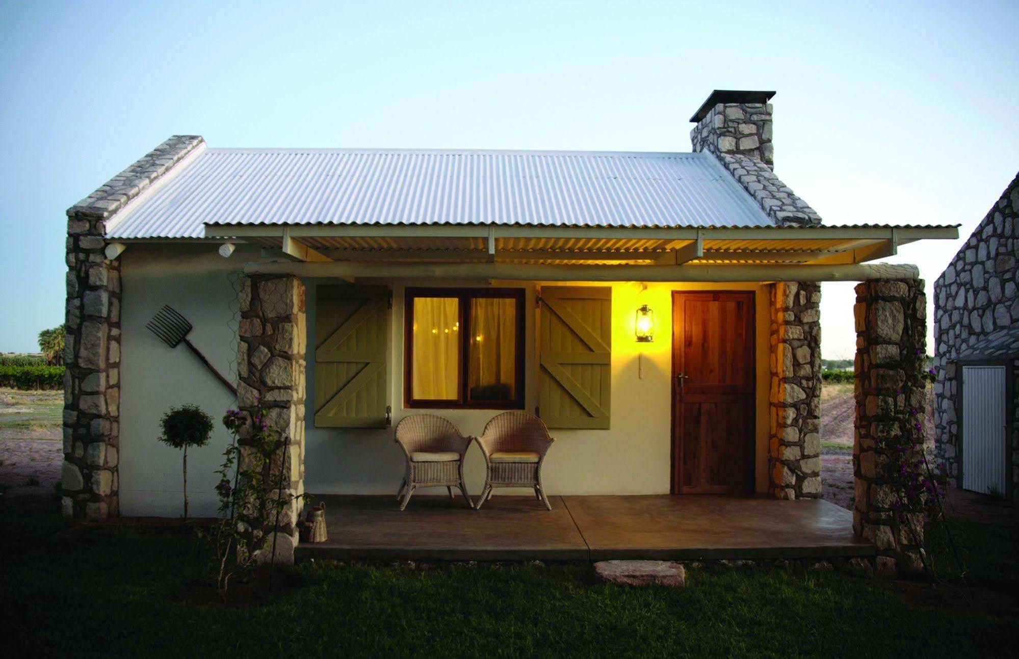 Kalahari Farmhouse, Namibia 마리엔탈 외부 사진