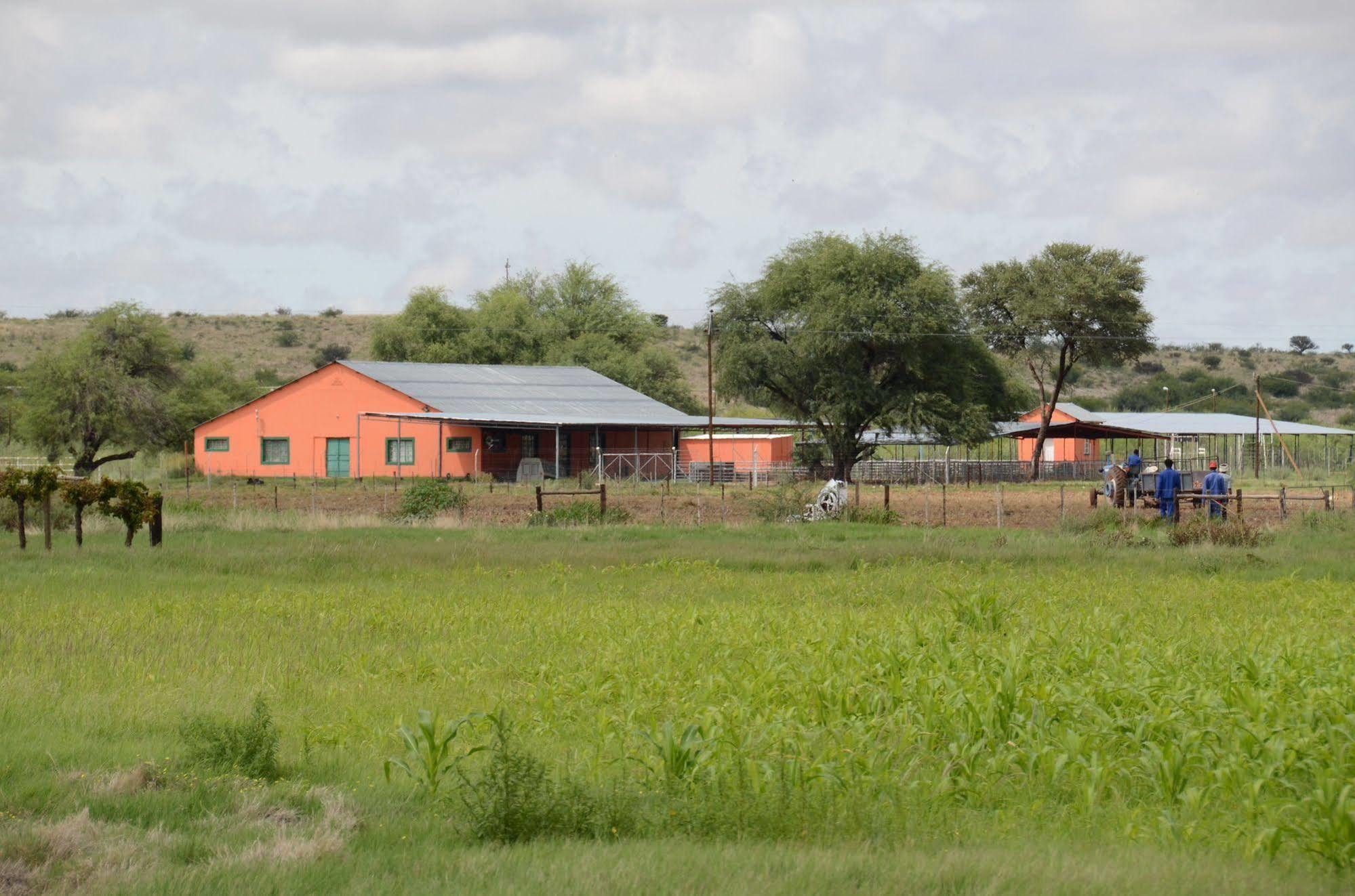 Kalahari Farmhouse, Namibia 호텔 마리엔탈 외부 사진