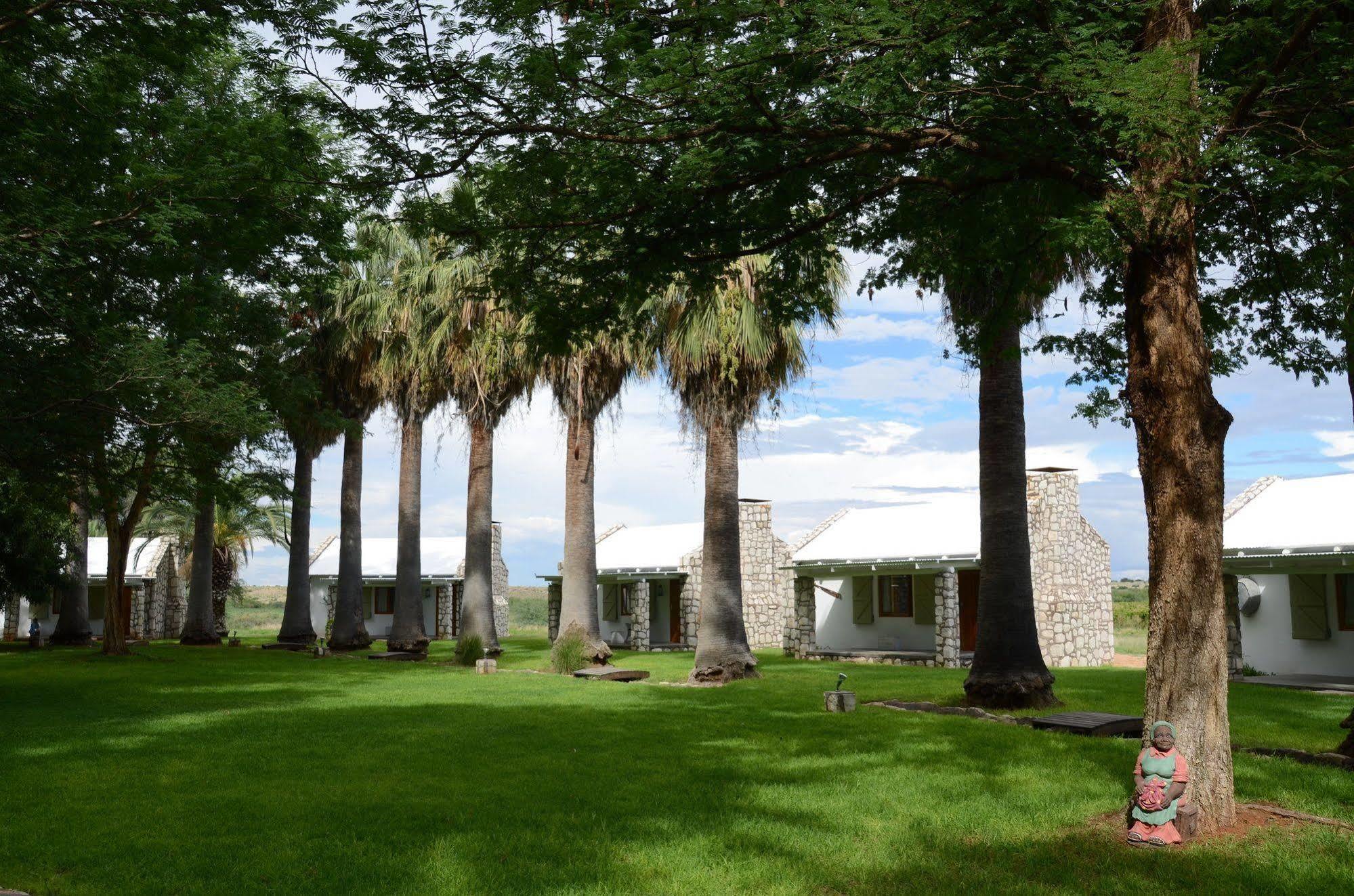 Kalahari Farmhouse, Namibia 마리엔탈 외부 사진